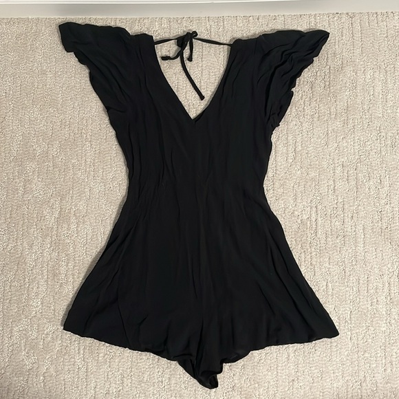 Forever 21 Black Romper sz S - Picture 2 of 2